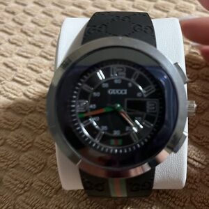 NWOT Faux Gucci Black and Silver watch  see all pics for scratches on back